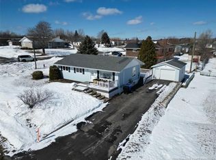 190 Neil Dr, Bathurst, NB E2A 3E4