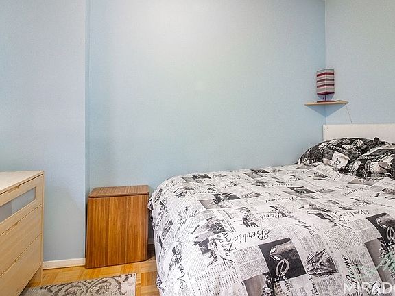 3rd image of 542 E 79th St APT 5F
