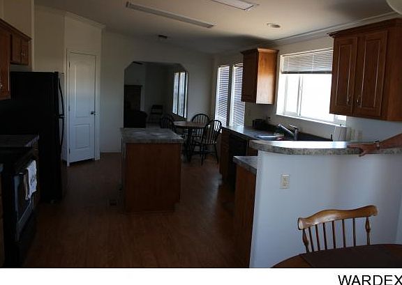 3rd image of 4136 W Earl Dr