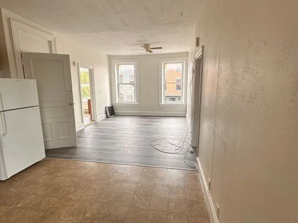 207 - 209 Locust St, 207-209 Locust St #209-2, Columbia, PA 17512