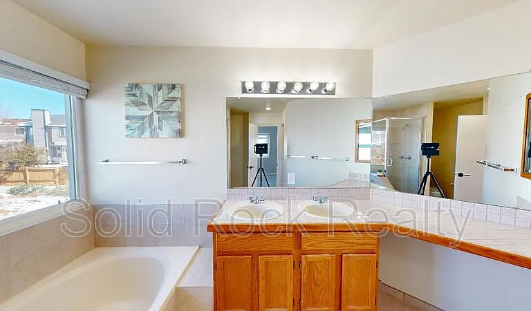 8450 Camfield Cir — Photo 15