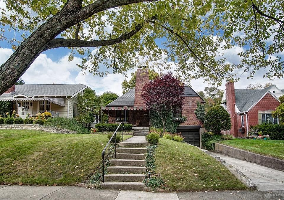 1st image of 2533 Roanoke Ave