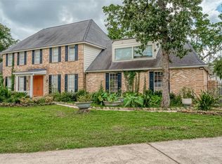 1407 Ella Cir, Houston, TX 77090