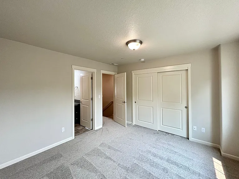 7211 NW Eleanor Ave — Photo 32
