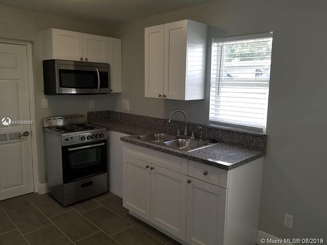 1st image of 1315 N 22nd Ave