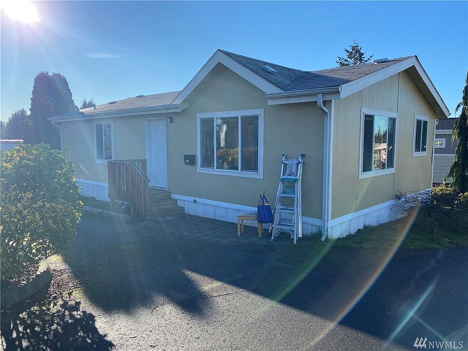 1st image of 3445 S 181st St #107