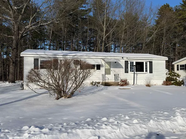 22 Fairfield Drive, Concord, NH 03301