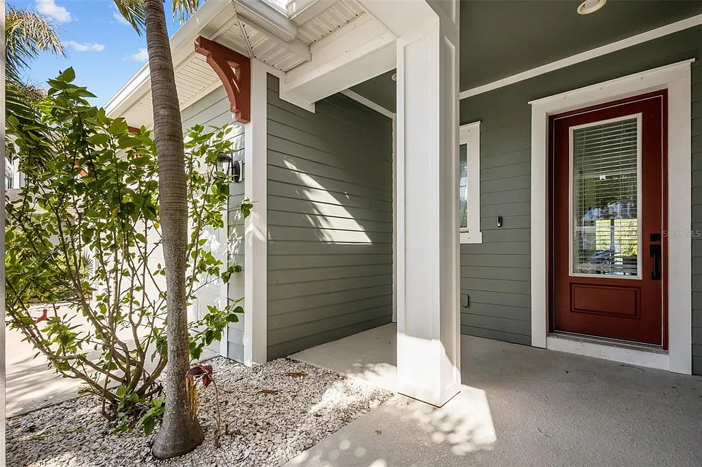 4 bed, 3.5 bath, 2845 sqft, $4,500 — Photo 2