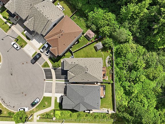 5th image of 14 Adeline Ct