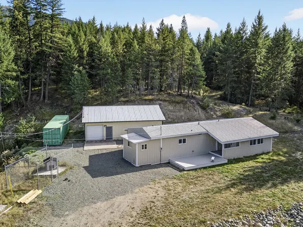 888 Barriere Lakes Rd, Thompson Nicola, BC V0E 1E1