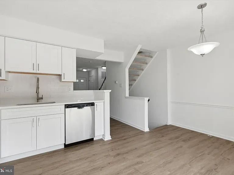 19011 Partridge Wood Dr — Photo 17