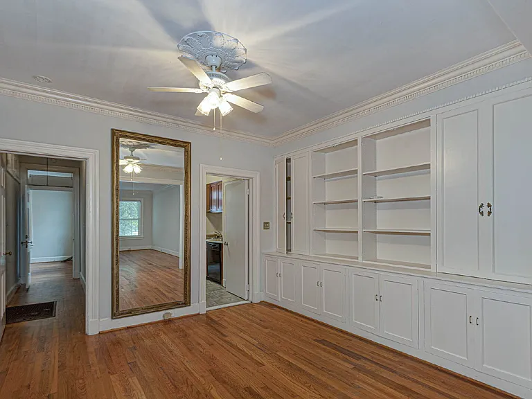 1521 Dixon Dr — Photo 10