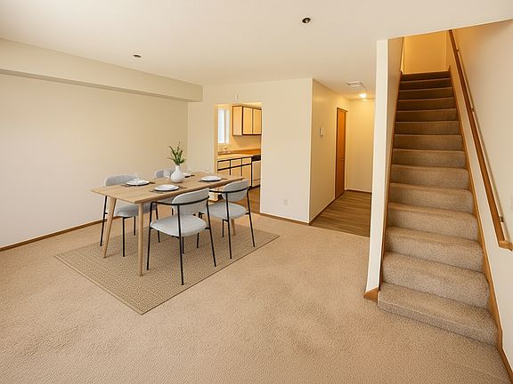 4th image of 744 Ashland Ave APT 105