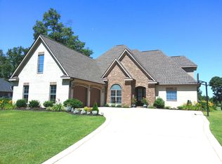 141 Greenhill Dr, Guntown, MS 38849