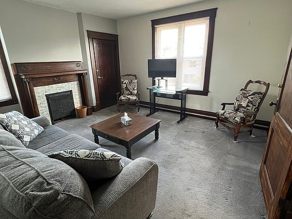 3rd image of 277 Dravo Ave