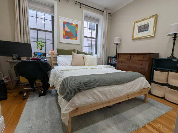 11 Wiget St APT 2, Boston, MA 02113