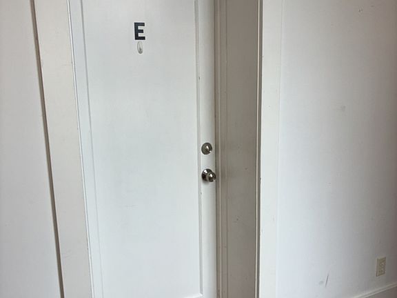 3rd image of 2716 Cherokee St #E