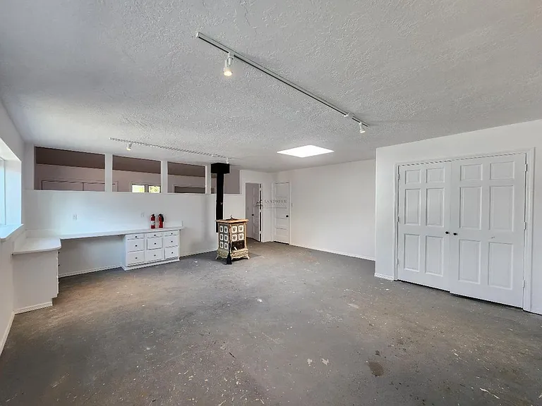 8 Leaping Powder Rd — Photo 32