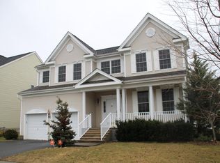 51 Springhouse Cir, Manalapan, NJ 07726