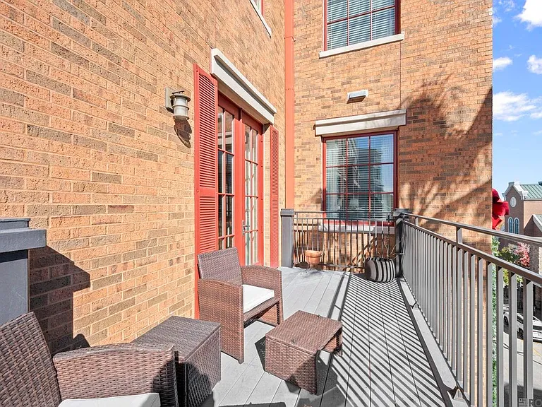 7707 Bluebonnet Blvd #314 — Photo 17