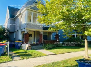 1130 Jackson St NW APT 2, Grand Rapids, MI 49504