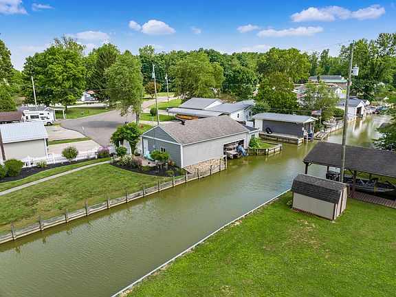 3rd image of 15415 Shore Haven Dr