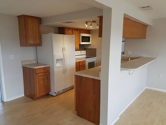 4th image of 5220 Sparrow Dr