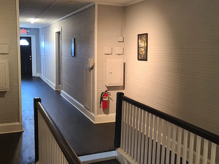 Beaumont Manor - 6 — Photo 7