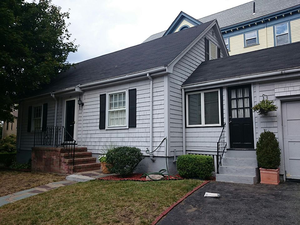 2nd image of 6 Irving St