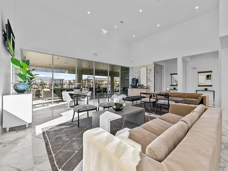 Luxe of McKinney — Photo 4
