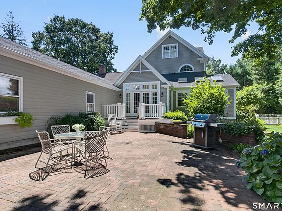 2nd image of 239 Beach Road