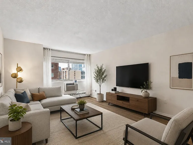 2101 Chestnut St #1503 — Photo 1