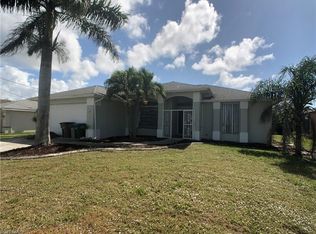 2628 Surfside Blvd, Cape Coral, FL 33914