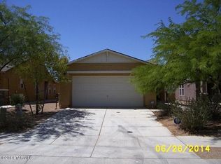 8411 W Razorbill Dr, Tucson, AZ 85757