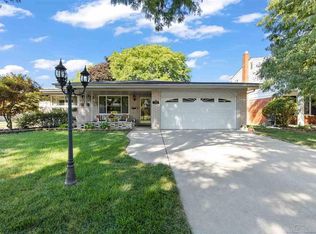 30711 Roselawn Dr, Warren, MI 48088