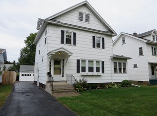 230 Scholfield Rd, Rochester, NY 14617