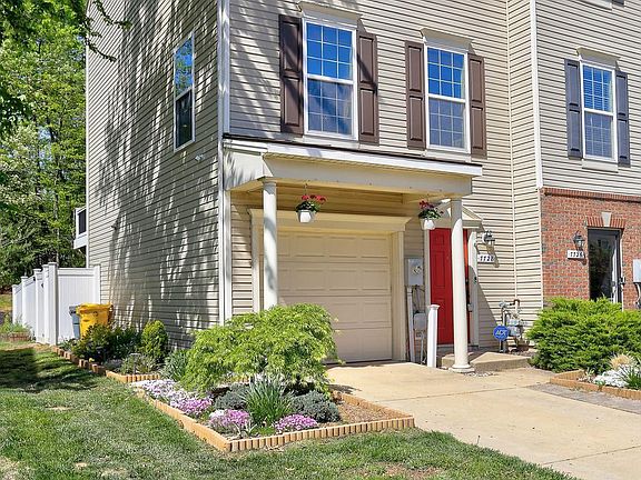 3rd image of 7728 Timbercross Ln