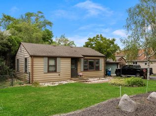 5834 W 83rd St, Burbank, IL