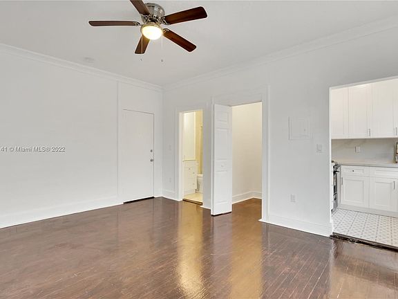 5th image of 1611 Michigan Ave APT 14