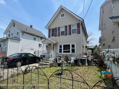 15 Amity Pl, Staten Island, NY, 10303