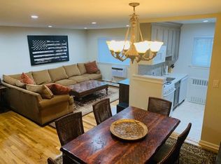 1 Waterview Dr #B1, Pt Washington, NY 11050