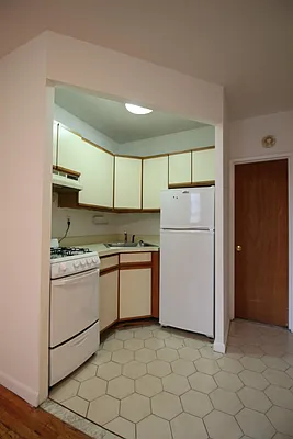 Rented by Keller Williams NYC | media 43