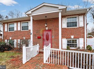 4636 Evansdale Rd, Woodbridge, VA 22193