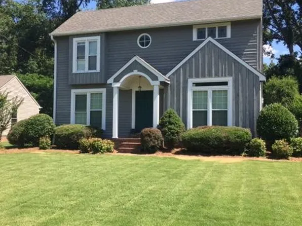 1113 Ashport Rd, Jackson, TN 38305