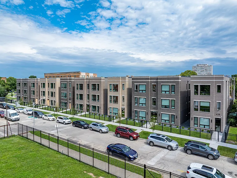 416 E 50th Pl #3W — Photo 26