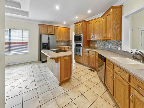 5th image of 299 Kailors Cove Cir