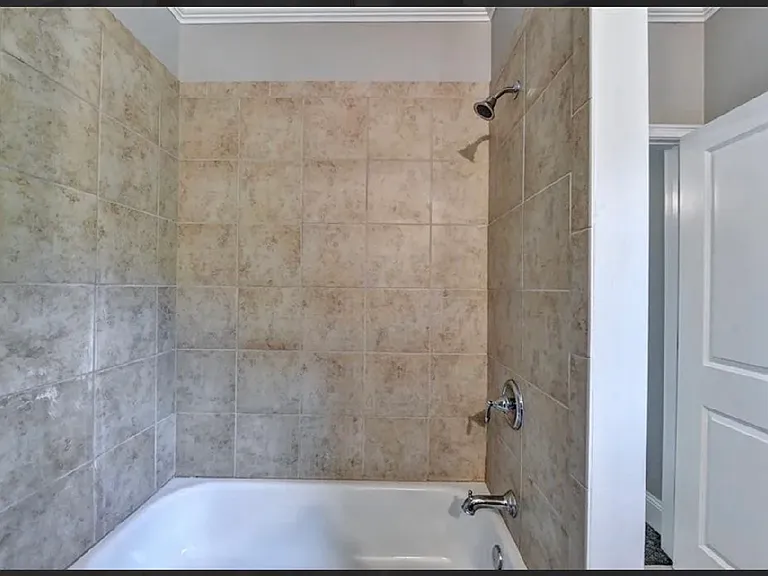 3050 Quantum Ln — Photo 18