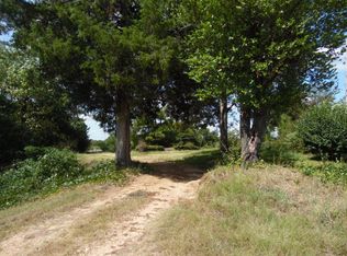 1520 James E Stirgus Sr St, Vicksburg, MS 39180