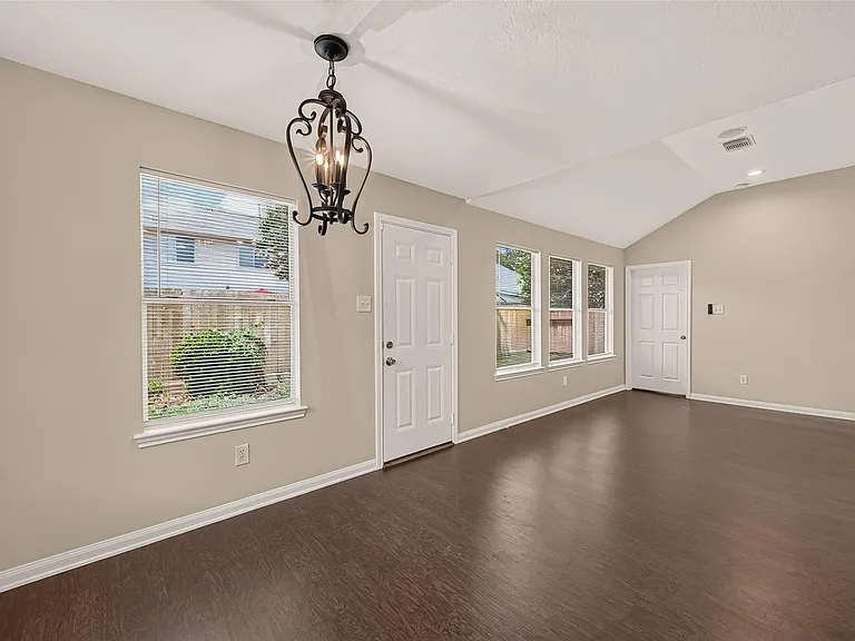 25223 Clover Ranch Dr — Photo 17