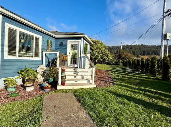 2440 Maher Ave, Crescent City, CA 95531